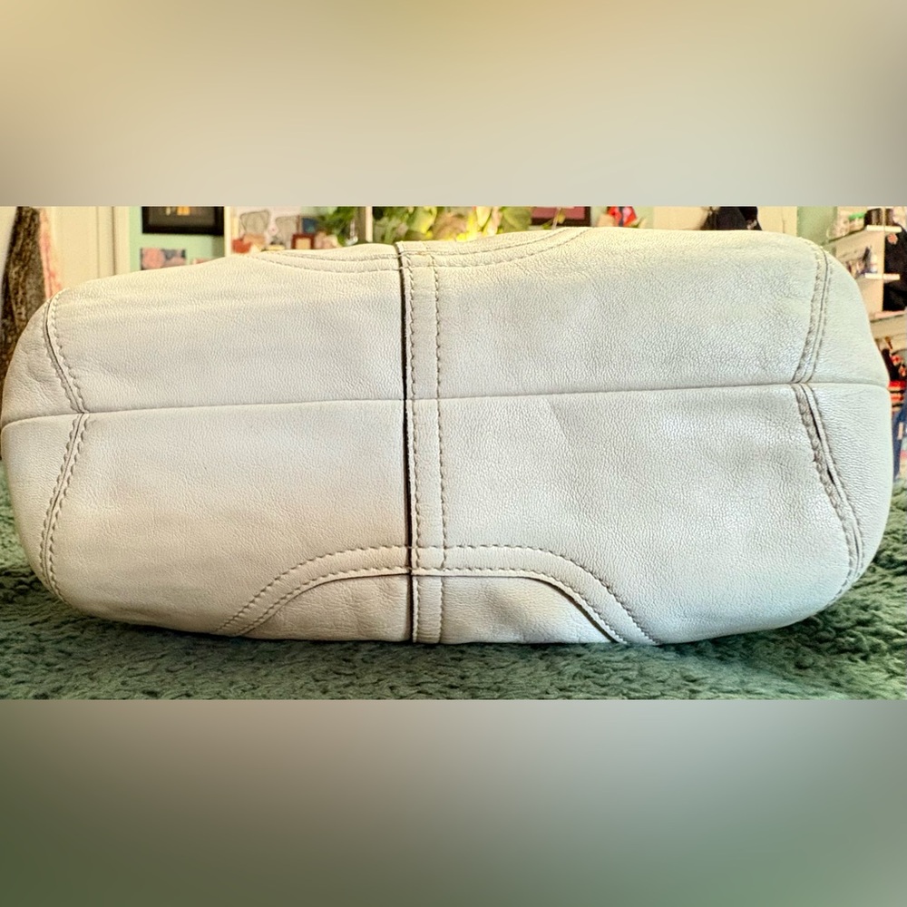 Coach Leather Ivory Satchel Tote Bag with Adjustable Straps - Picture 7 of 7